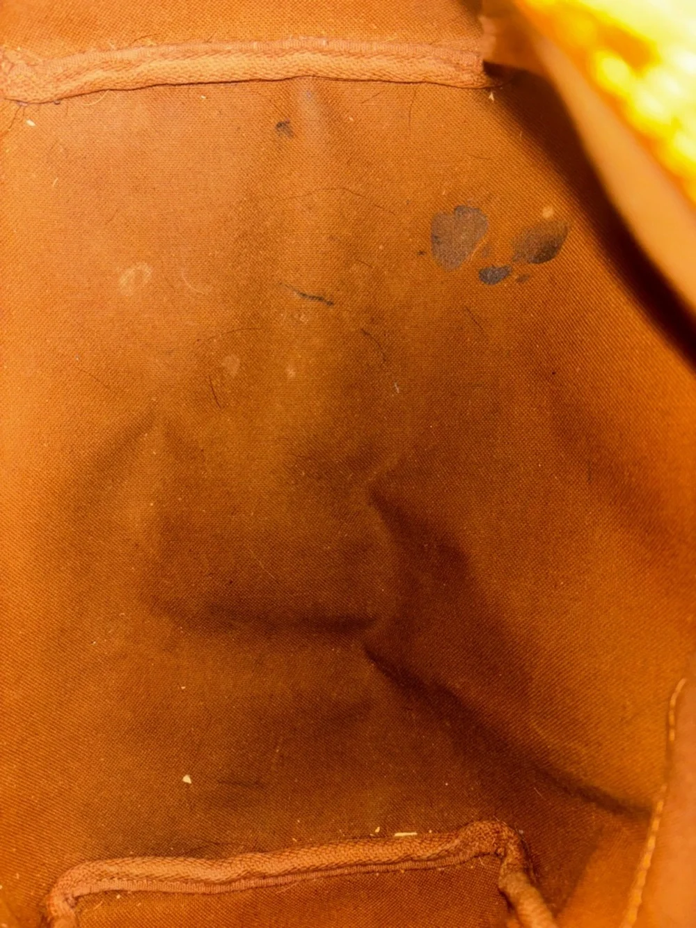 Louis Vuitton Brown Monogram Canvas Speedy 25 with Tan Leather Trim - Picture 9 of 12